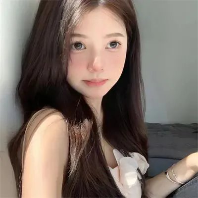 女孩爱跑步